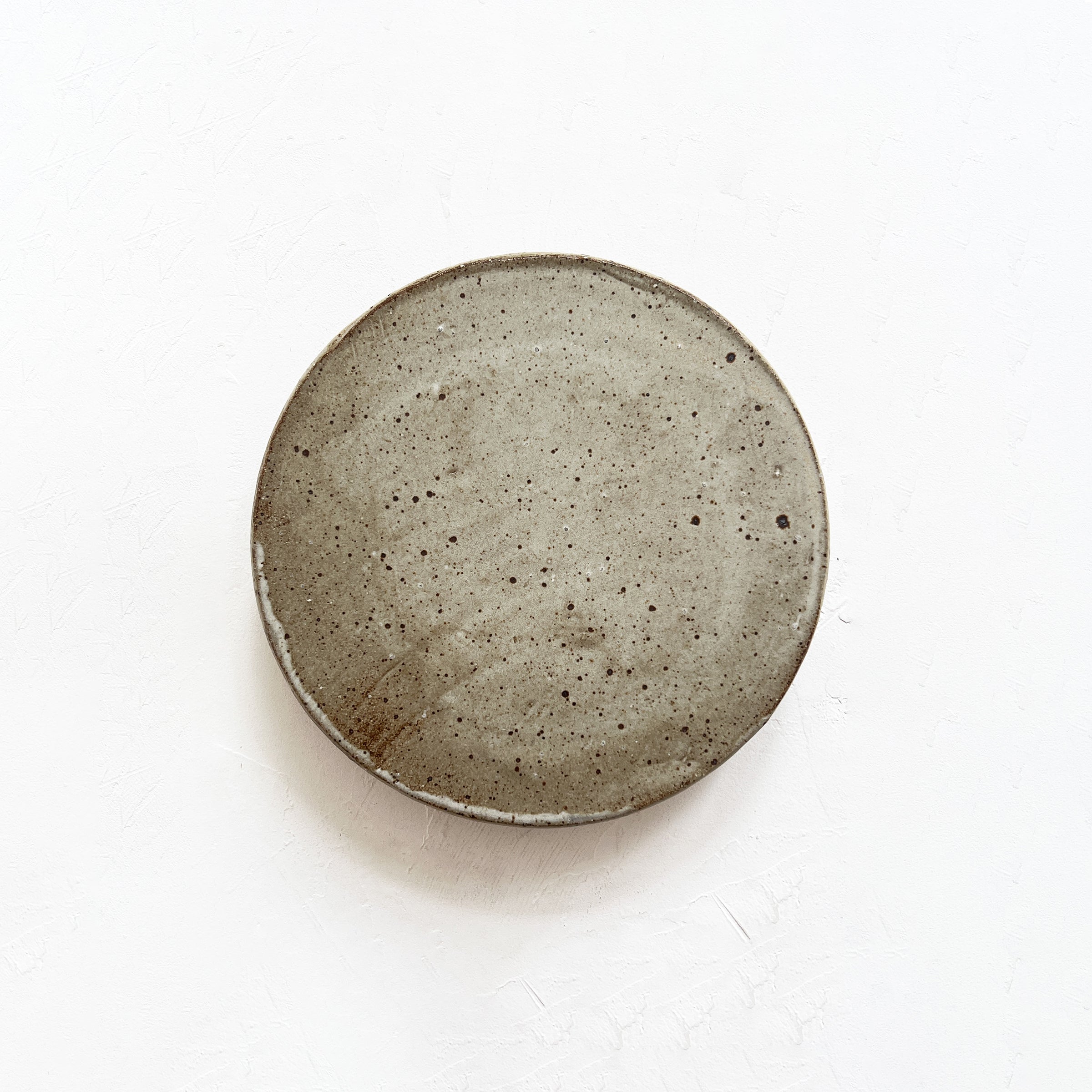 Mitsuko Cake Stand in Olive and Cream