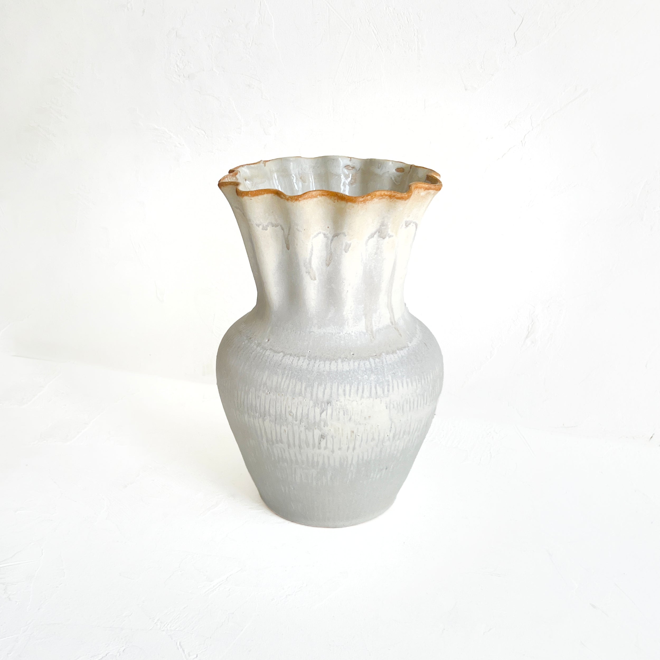 Large Datura Vase in Oyster