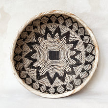 Load image into Gallery viewer, Woven Tonga Nesting Basket