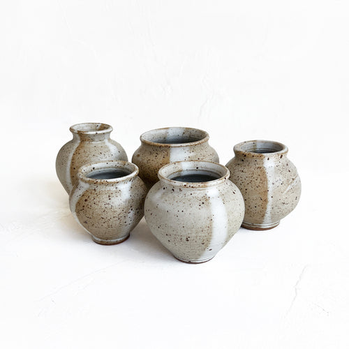 Bud Vase in Speckled White