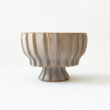 Load image into Gallery viewer, Round Compote Bowl in Warm White