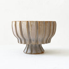 Load image into Gallery viewer, Round Compote Bowl in Warm White