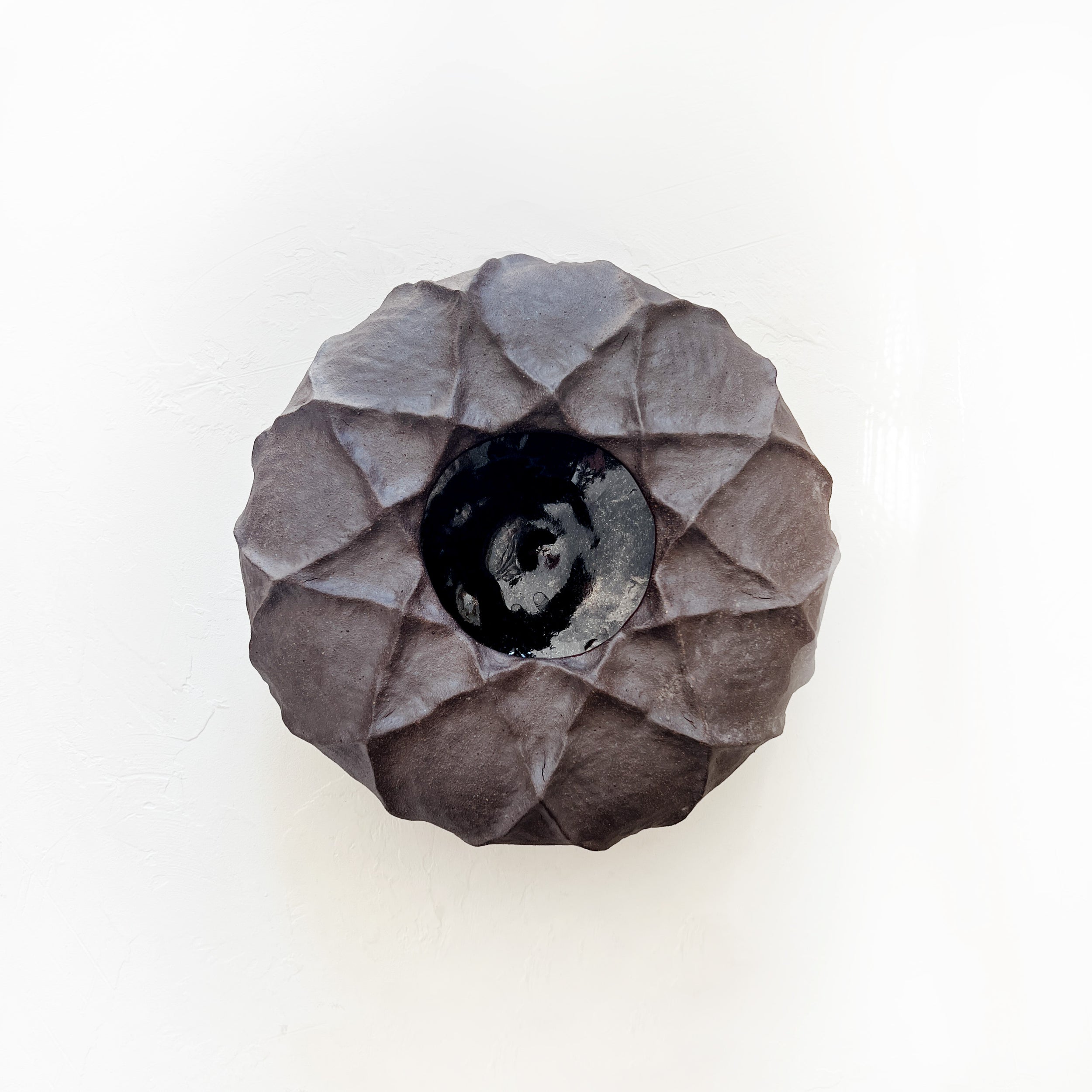 Large X Pot in Brown
