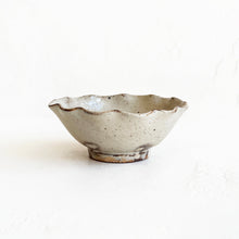 Load image into Gallery viewer, Scalloped Bowl in Cream