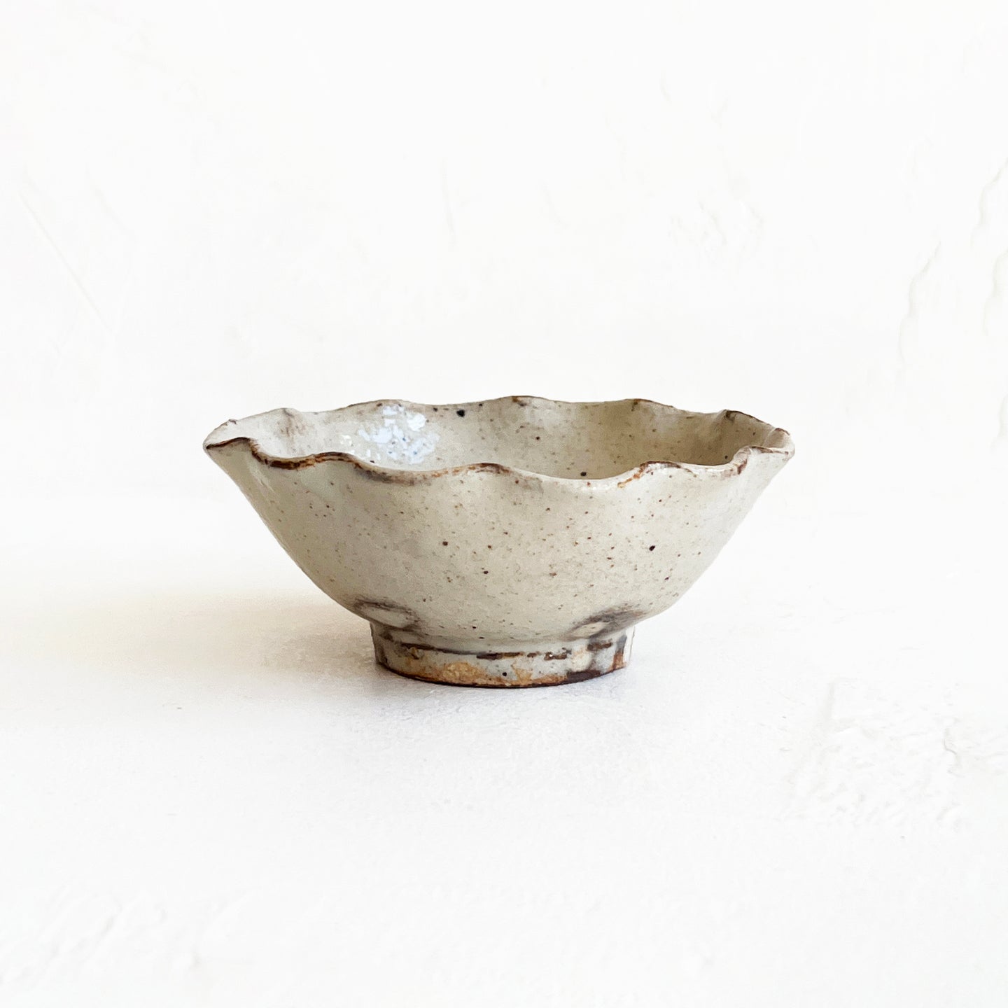 Scalloped Bowl in Cream