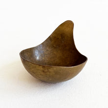 Load image into Gallery viewer, Brass Scoop