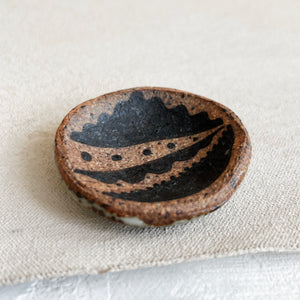 Shape Dish in Brown