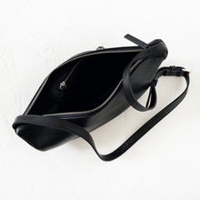 Load image into Gallery viewer, Teca Leather Crossbody Bag in Black