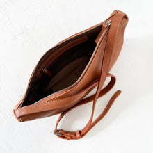 Load image into Gallery viewer, Teca Leather Crossbody Bag in Caramel