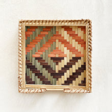 Load image into Gallery viewer, Vintage Woven Napkin Tray