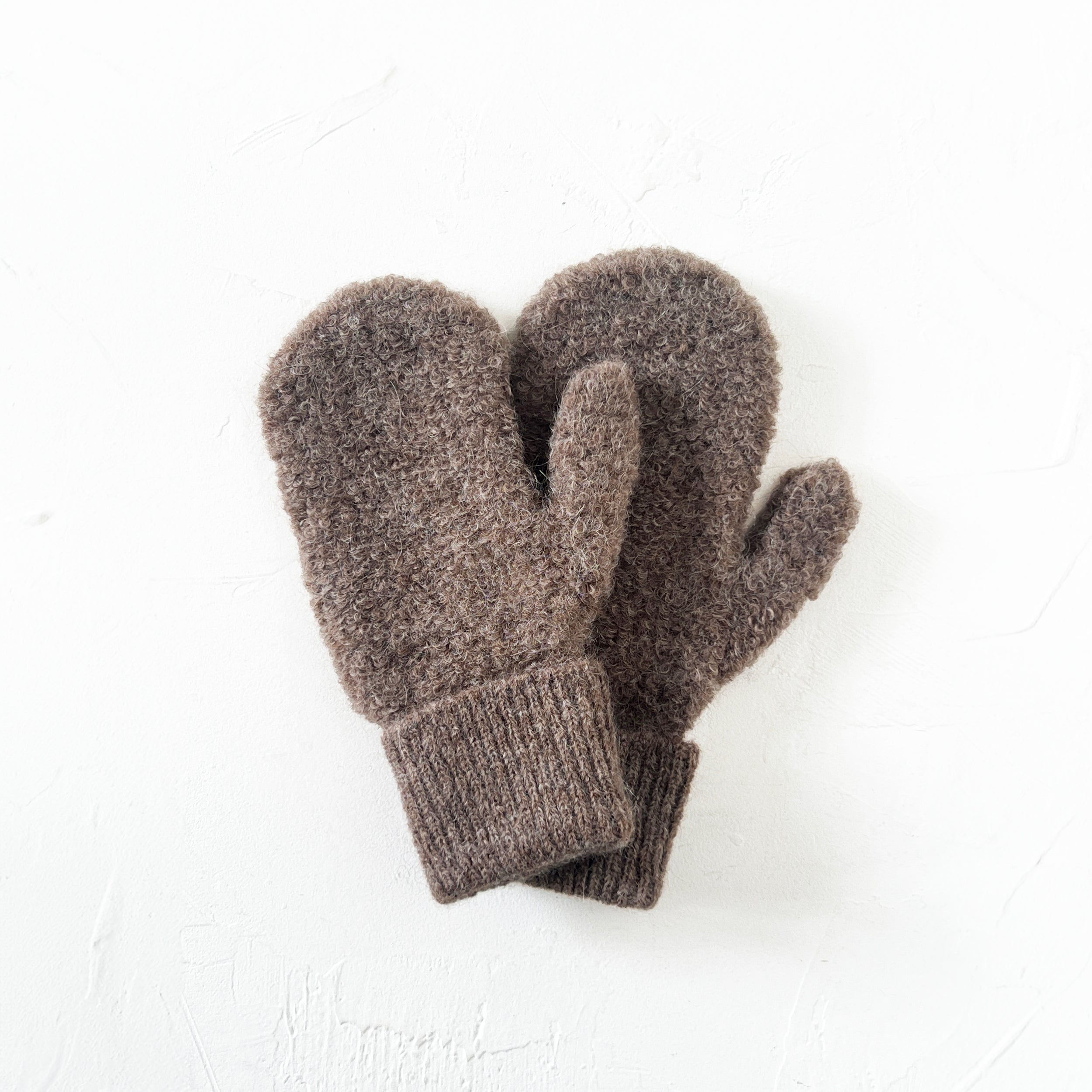 Alpaca Boucle Mittens in Taupe