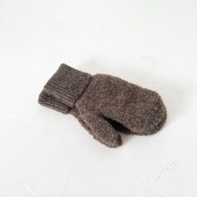Load image into Gallery viewer, Alpaca Boucle Mittens in Taupe