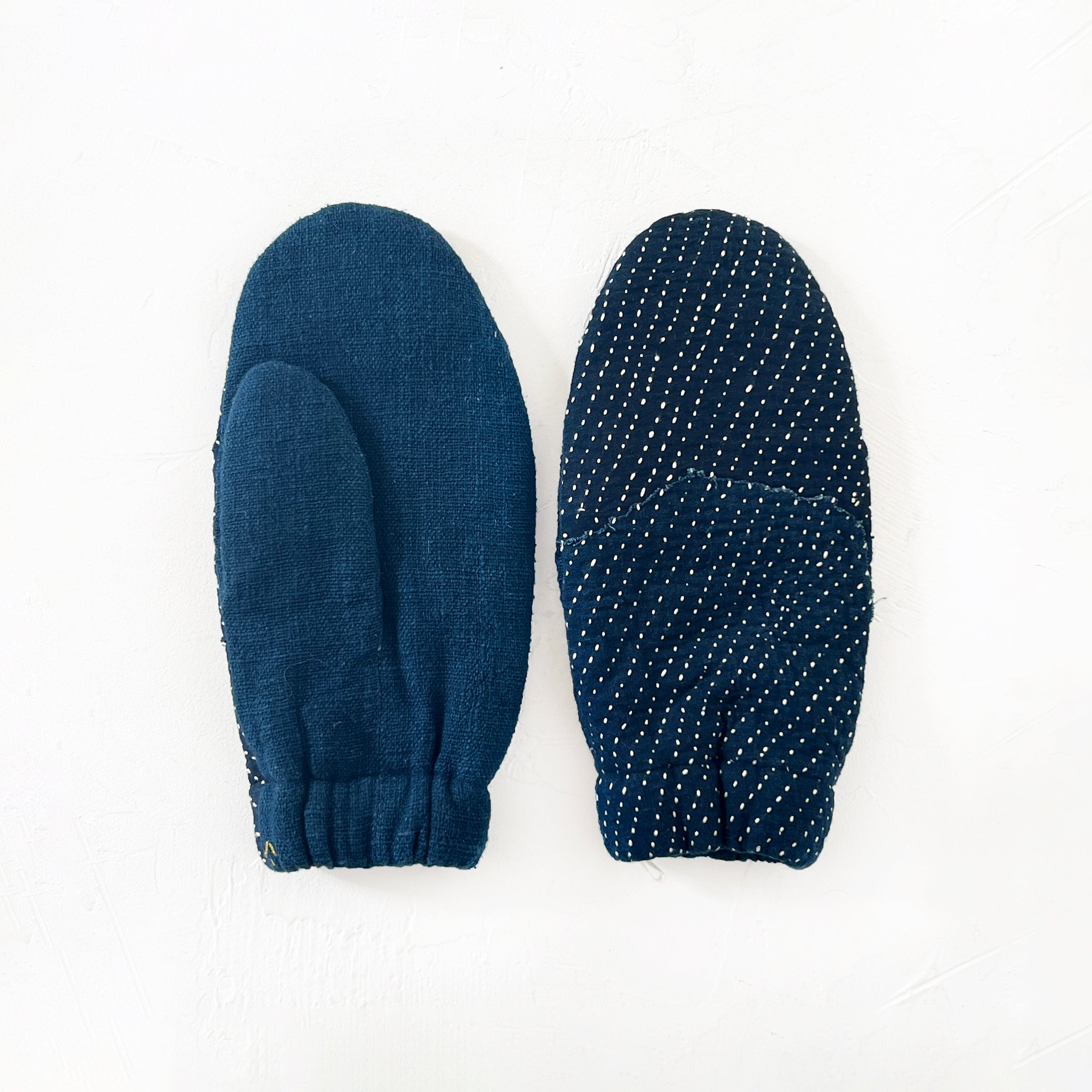 Kantha Mittens in Indigo