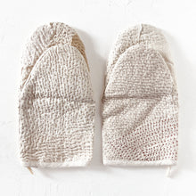 Load image into Gallery viewer, Oven Mitts in Ecru