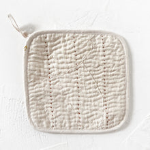 Load image into Gallery viewer, Kantha Pot Holder in Ecru