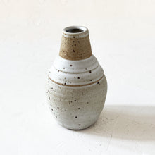 Load image into Gallery viewer, Speckled Bud Vase