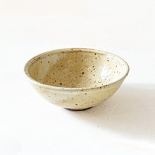 Load image into Gallery viewer, Ceramic Bowl in Speckled Butter