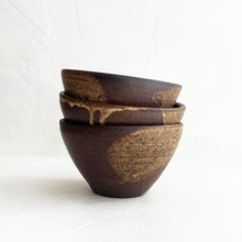 Load image into Gallery viewer, Speckled Bowl in Brown &amp; Cream