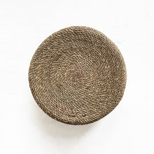 Load image into Gallery viewer, Round Seagrass Basket with Lid