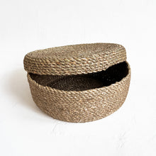 Load image into Gallery viewer, Round Seagrass Basket with Lid