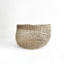 Load image into Gallery viewer, Siwa Round Seagrass Basket