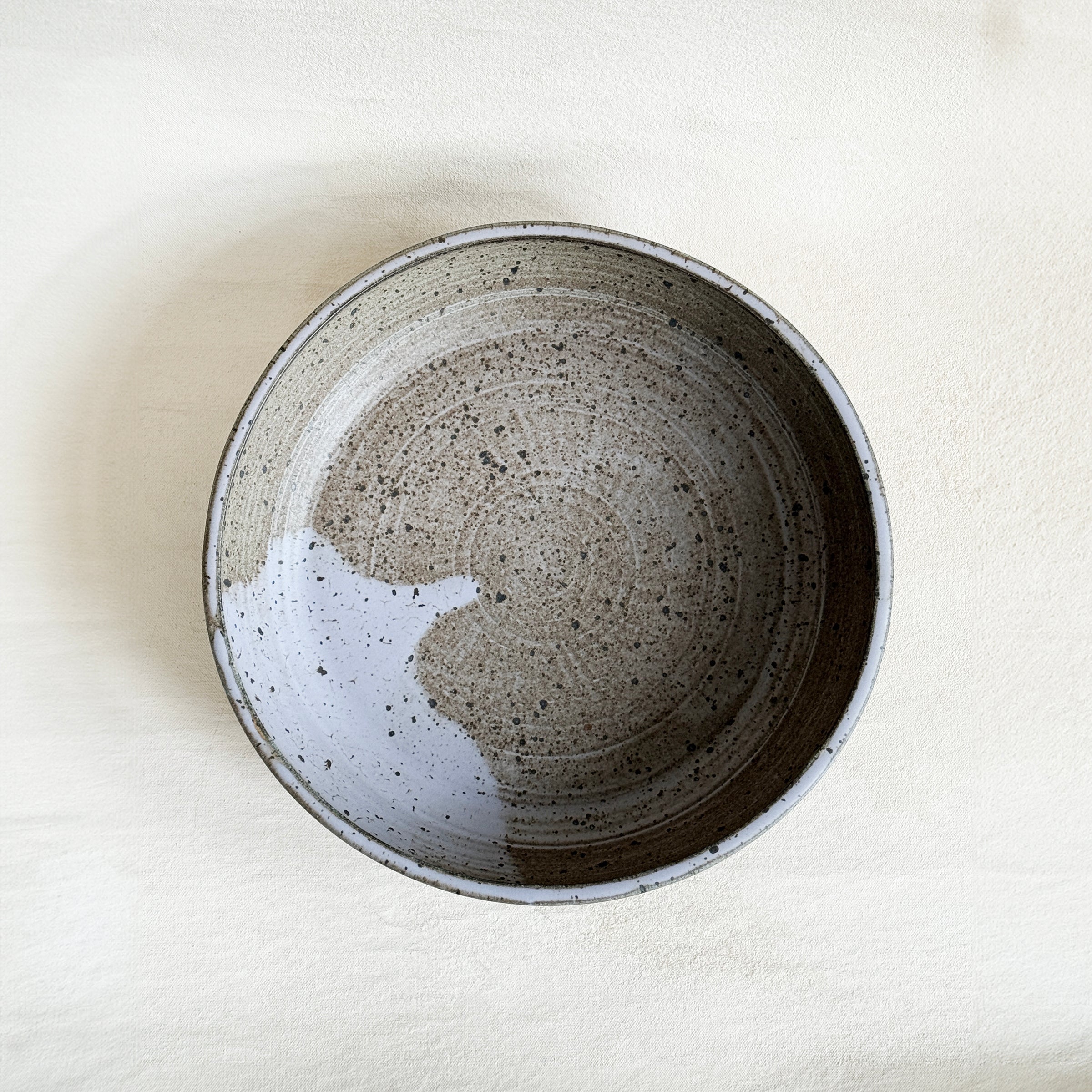 Mitsuko Large Serving Bowl in Lavender