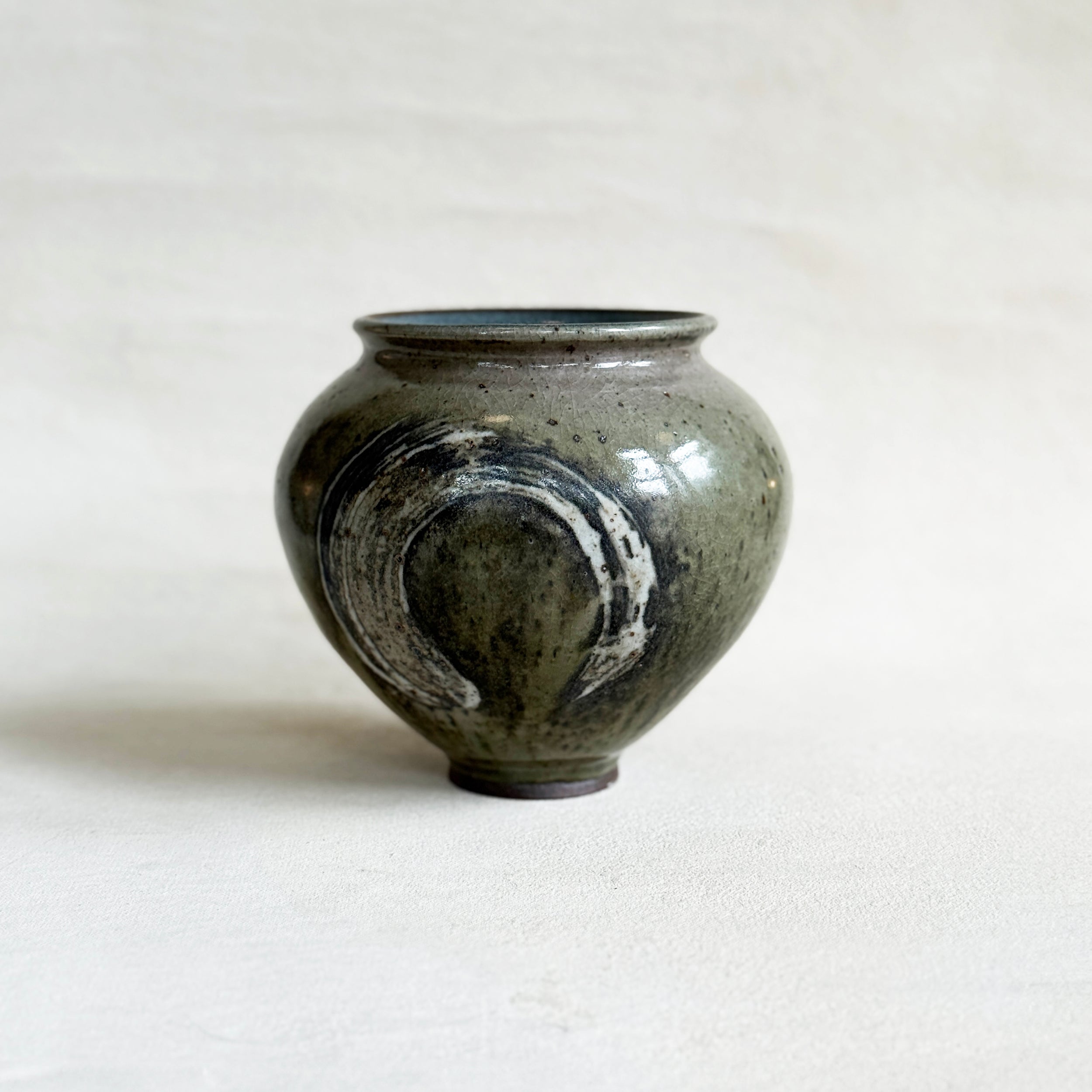 Short Shino Vase