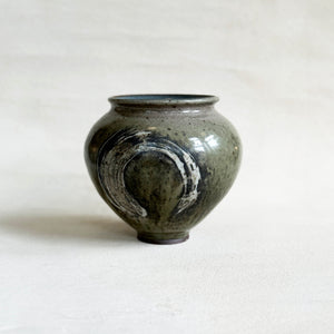 Short Shino Vase