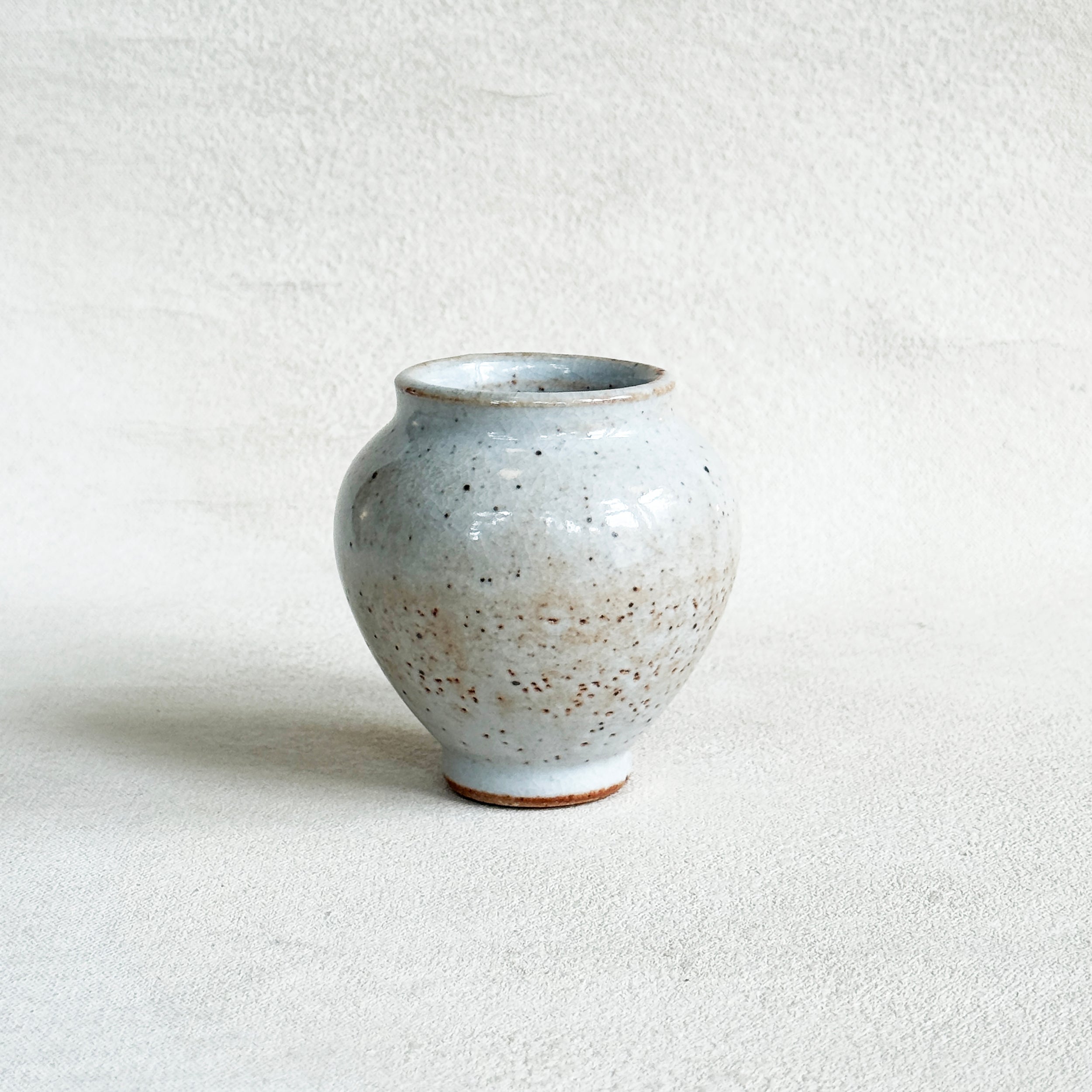 Shino Bud Vase in Cream