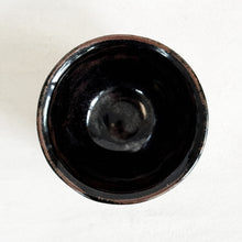 Load image into Gallery viewer, Brutalist footed Bowls