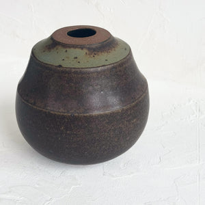 Archer Speckled Vase in Olive and Brown