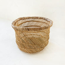 Load image into Gallery viewer, Handwoven Waterweed Basket