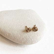 Load image into Gallery viewer, Inward Stud Earrings in Gold