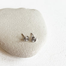 Load image into Gallery viewer, Inward Stud Earrings in Silver