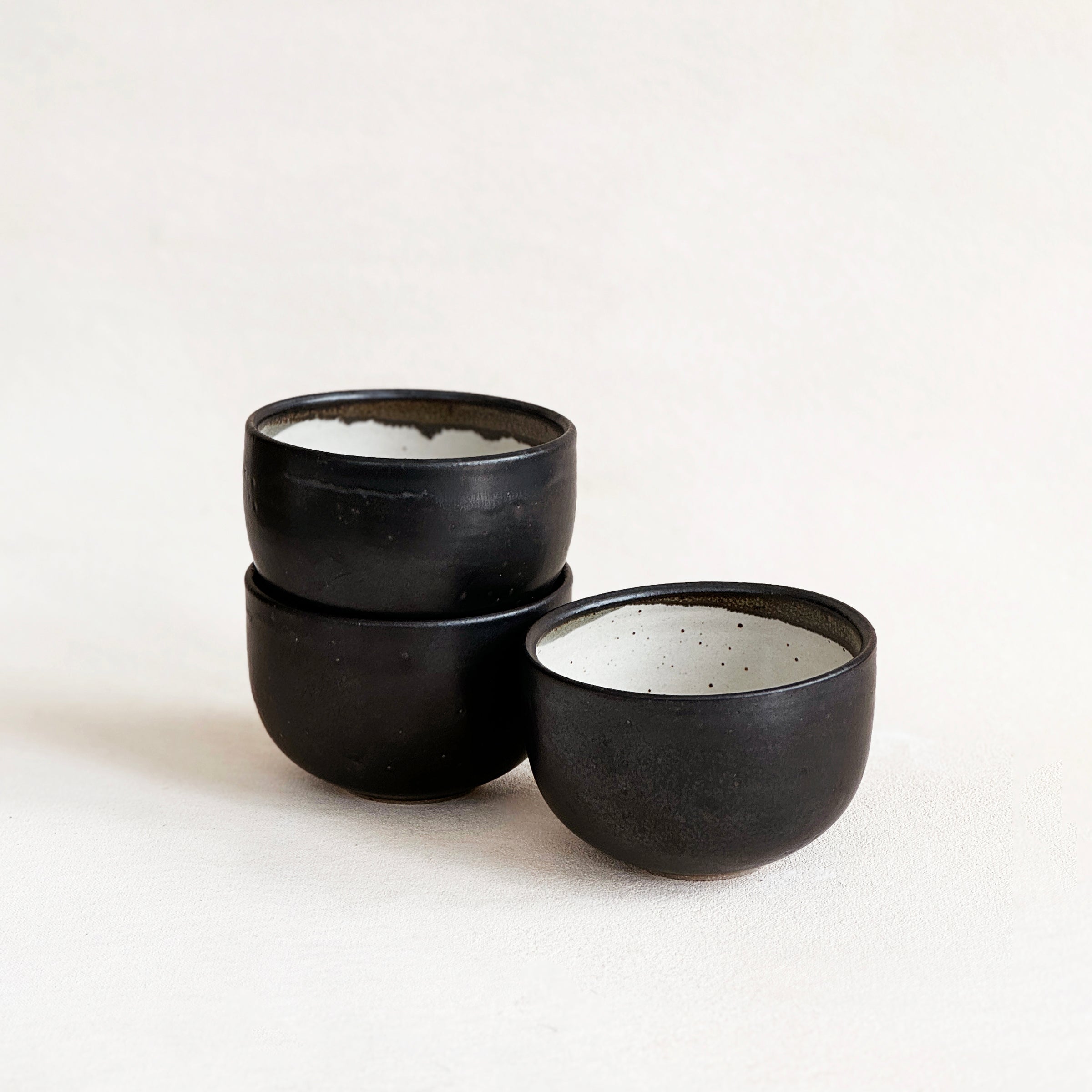 Archer Ceramic Bowl in Matte Black
