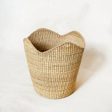 Load image into Gallery viewer, Ghanaian Tulip Basket