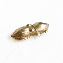 Load image into Gallery viewer, Squid Paperweight in Gold
