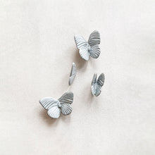 Load image into Gallery viewer, Ceramic Butterfly in Washed White