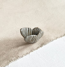 Load image into Gallery viewer, Ceramic Butterfly in Sand White