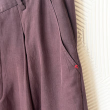 Load image into Gallery viewer, Regil Silk Trouser in Violet