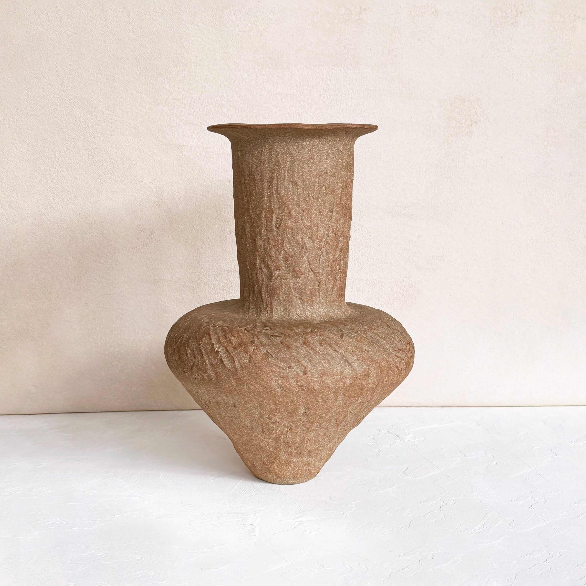 Spade Vase II