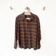 Load image into Gallery viewer, Lovers Unisex Shirt in Plaid