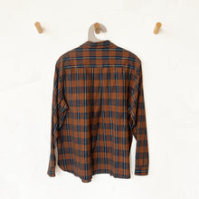 Load image into Gallery viewer, Lovers Unisex Shirt in Plaid