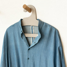 Load image into Gallery viewer, Macca Shirt in Indigo Chambray