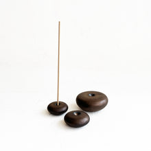 Load image into Gallery viewer, Incense Pebble in Vintage Bronze