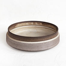 Load image into Gallery viewer, Serving Bowl in Mocha White