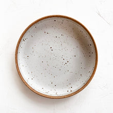 Load image into Gallery viewer, Ribbed Serving Platter in Speckled White