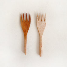 Load image into Gallery viewer, Wooden Serving Fork