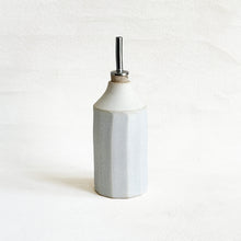 Load image into Gallery viewer, Oil Bottle in Bone