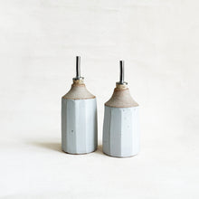 Load image into Gallery viewer, Oil Bottle in Granite